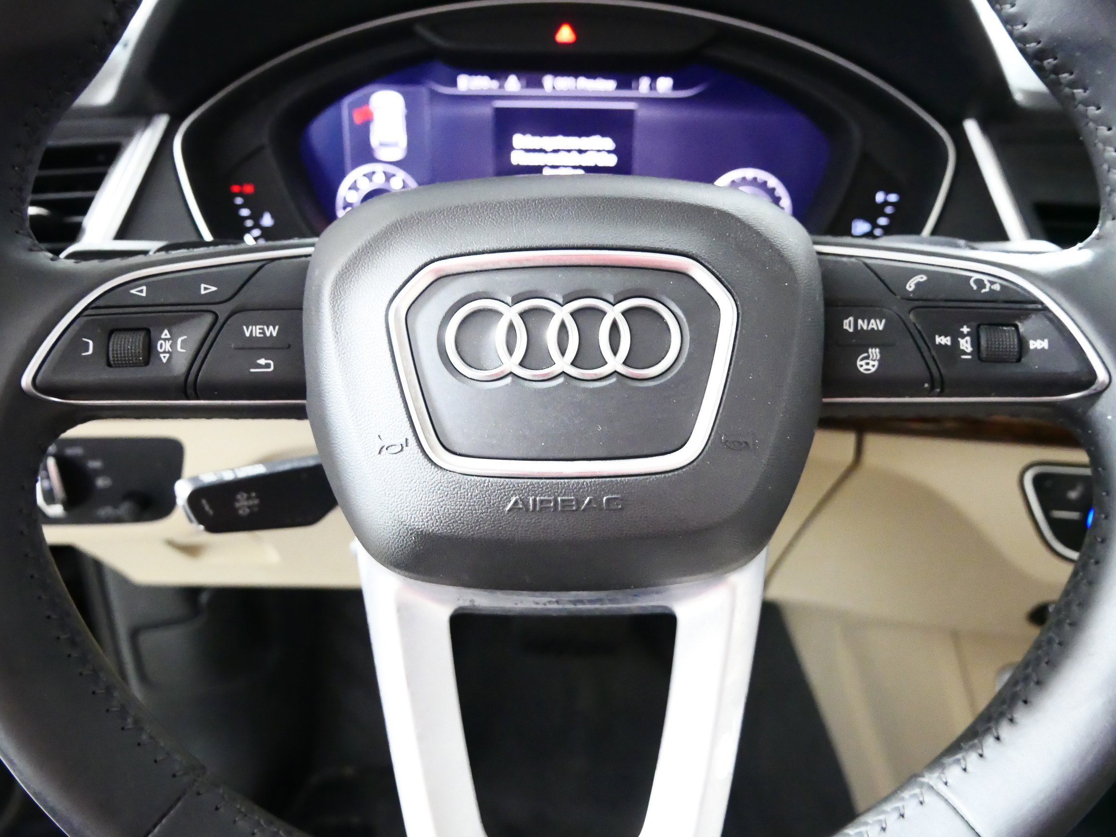 Used 2018 Audi Q5 2.0T Premium Plus w/ Premium Plus Package image 25