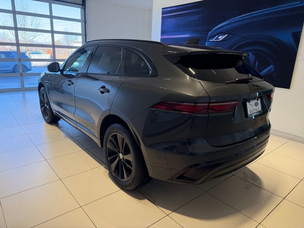 New 2026 Jaguar F-PACE R-Dynamic S image 2