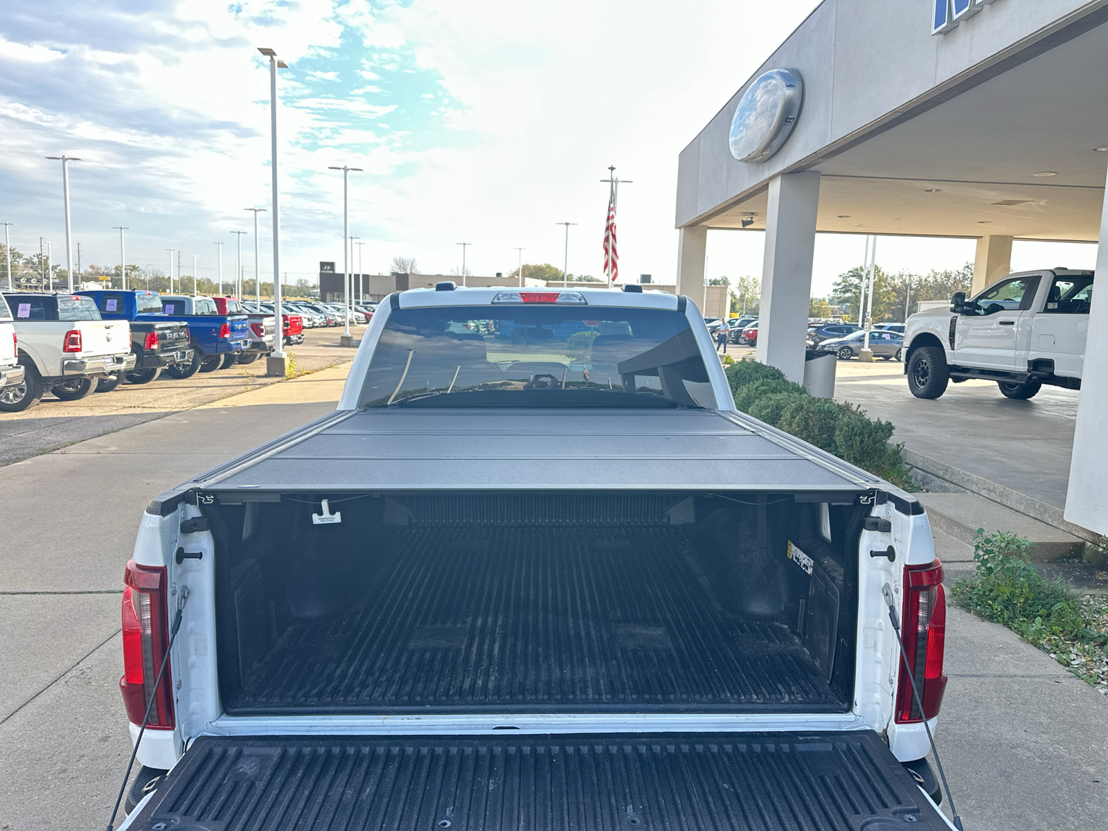 Used 2024 Ford F150 XLT w/ XLT Black Appearance Package AWD/4WD image 15