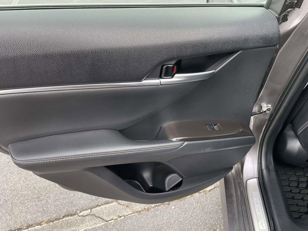 Used 2024 Toyota Camry XLE w/ Cold Weather Package image 20