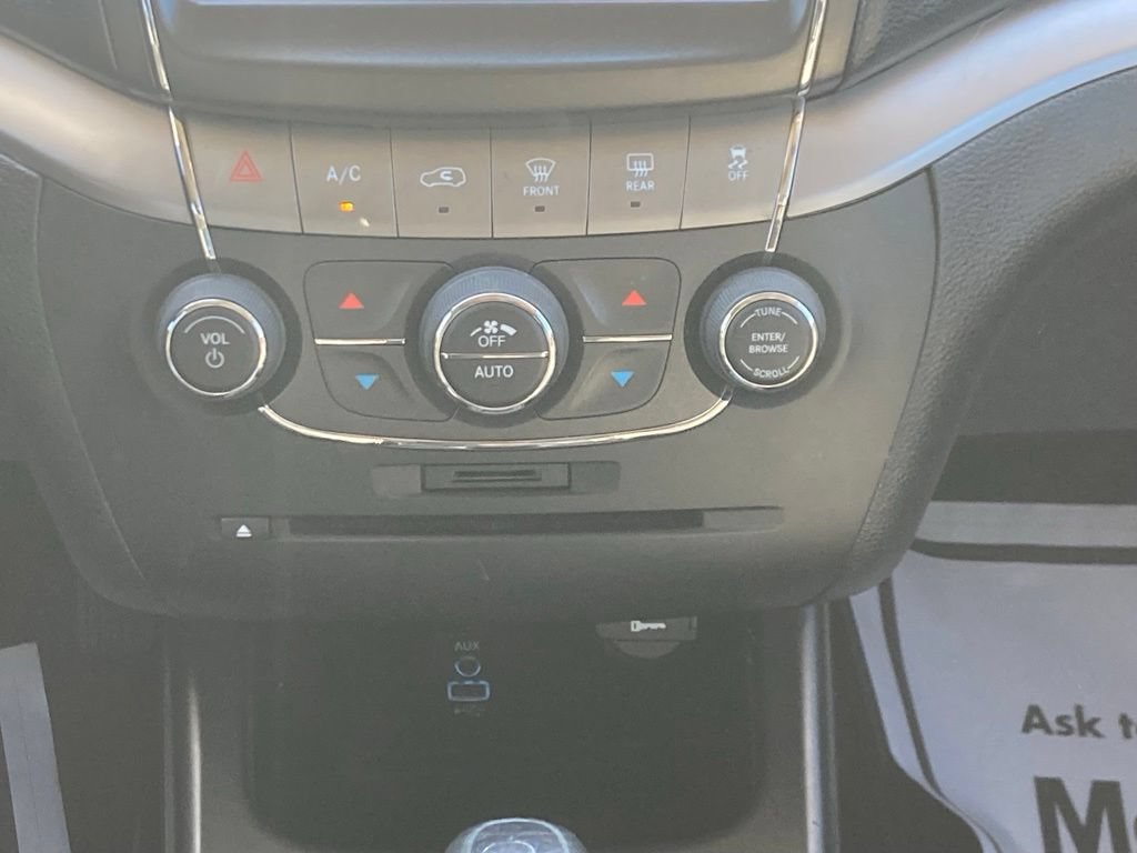 Used 2018 Dodge Journey Crossroad AWD/4WD image 18