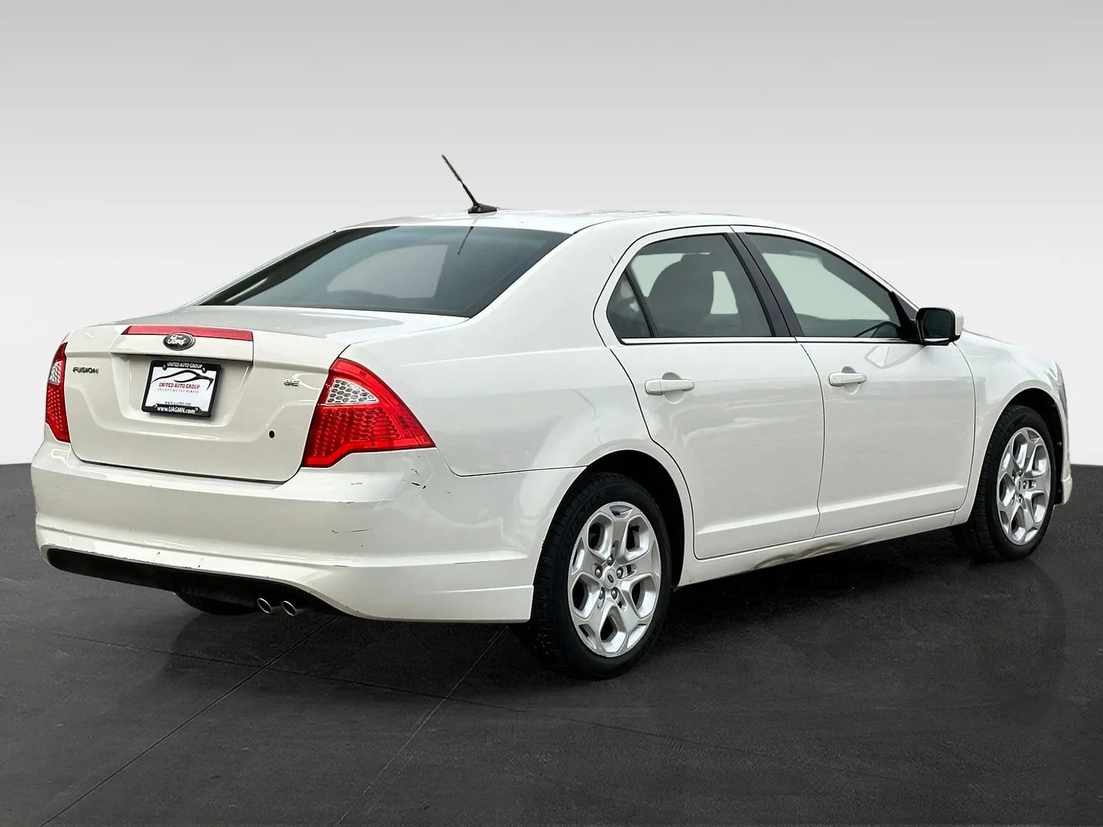 Used 2010 Ford Fusion SE FWD image 7
