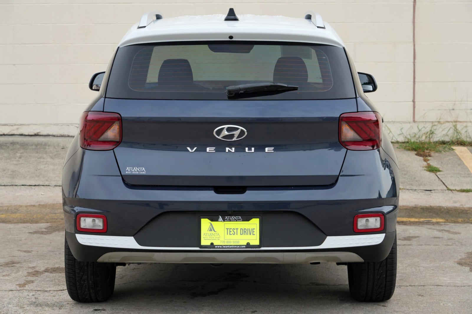 Used 2022 Hyundai Venue Limited FWD image 46
