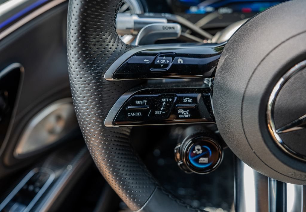 Used 2023 Mercedes-Benz EQS AMG 4MATIC image 6