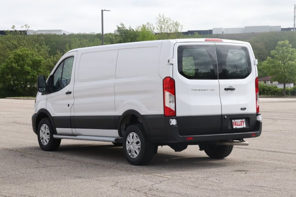 Used 2024 Ford Transit 250 Low Roof w/ Exterior Upgrade Package image 5