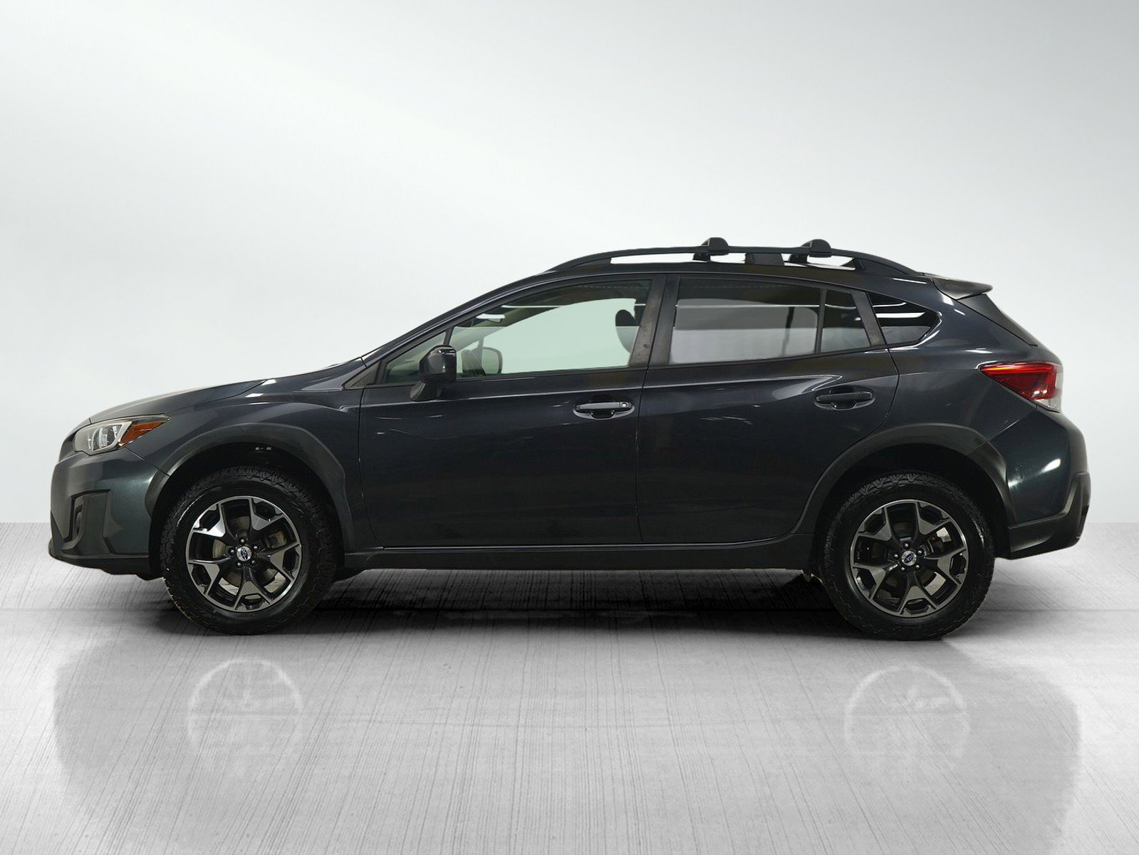 Used 2018 Subaru Crosstrek 2.0i Premium w/ Eyesight System image 2
