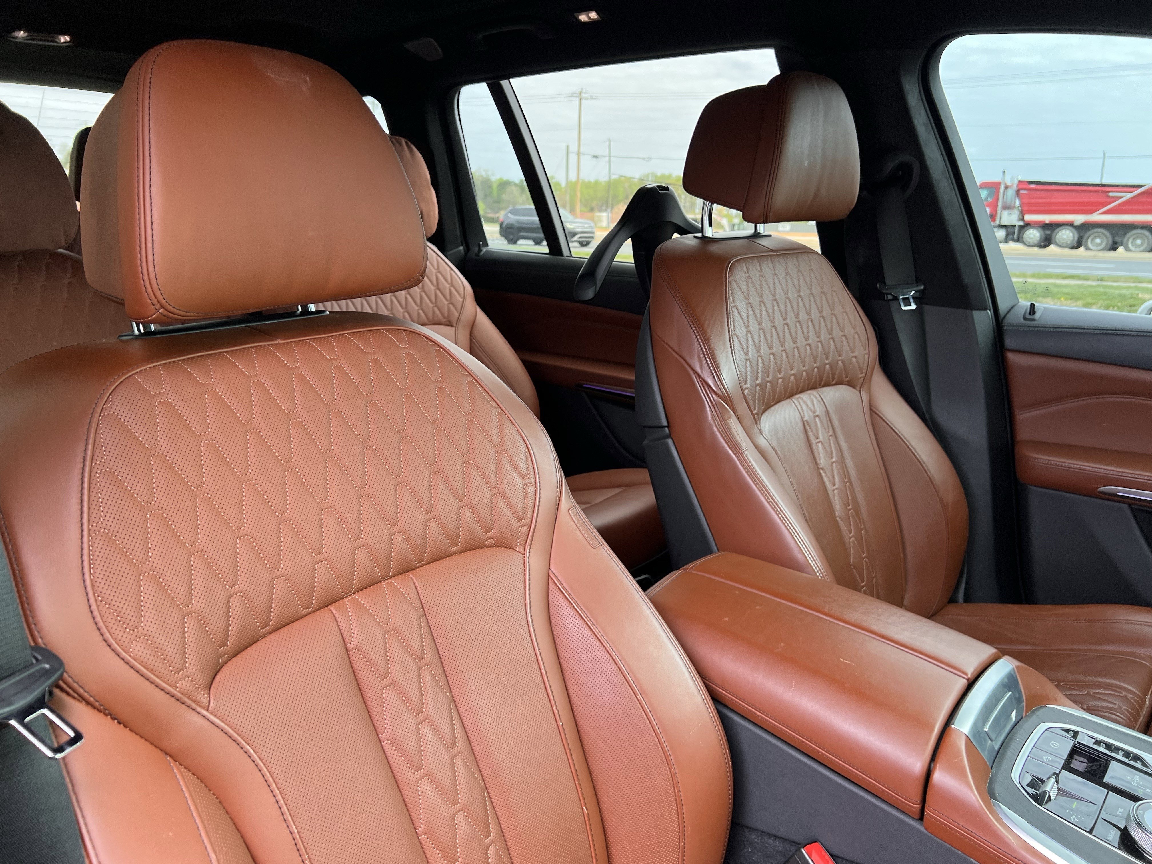 Used 2021 BMW X7 M50i image 35