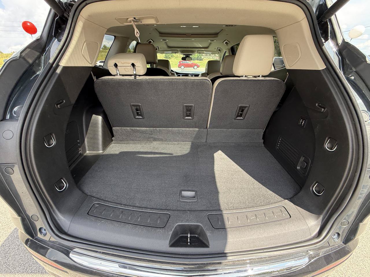 Used 2019 Buick Enclave Premium w/ Experience Buick Package FWD image 37