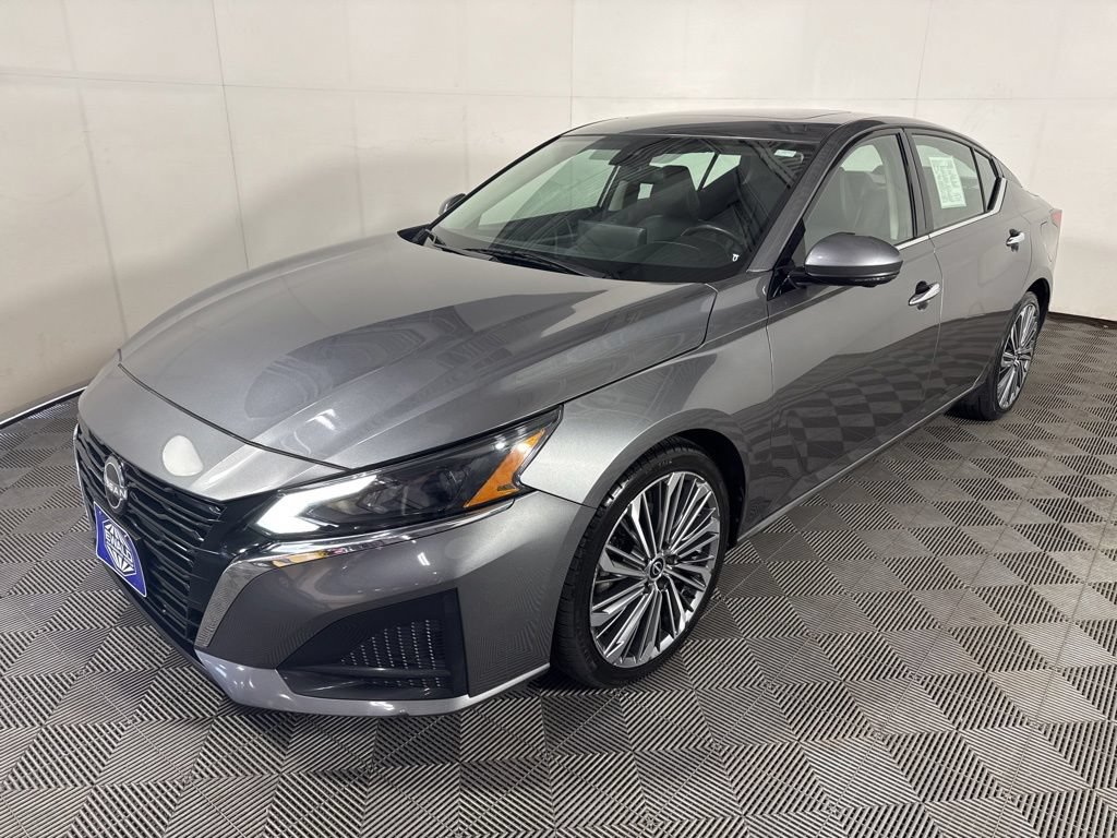 Used 2023 Nissan Altima 2.5 SL FWD image 5