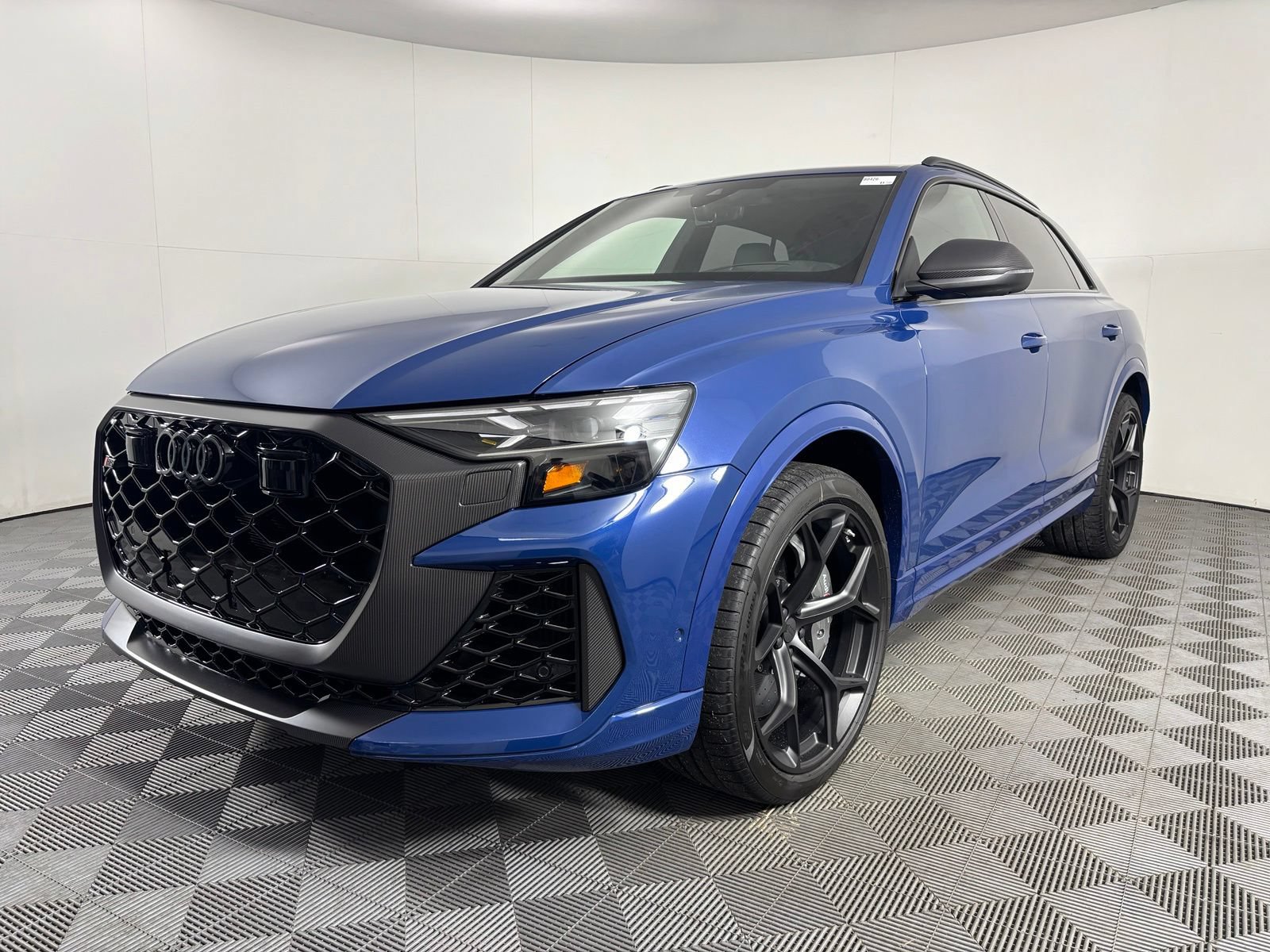 New 2026 Audi RS Q8 performance AWD/4WD image 3