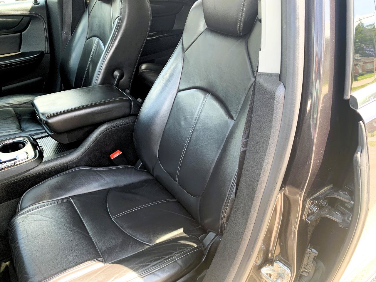 Used 2013 GMC Acadia SLT FWD image 11