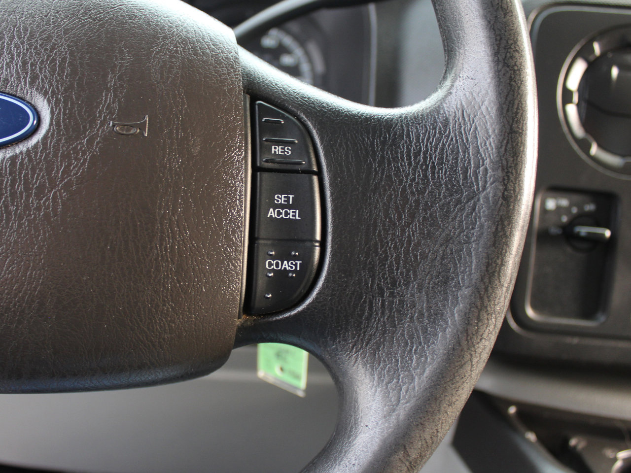 Used 2019 Ford E-450 and Econoline 450 Super Duty w/ Power Windows & Locks Group image 20