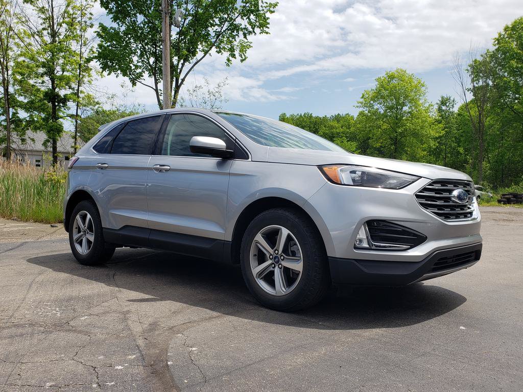 Used 2022 Ford Edge SEL w/ Convenience Package AWD/4WD image 3