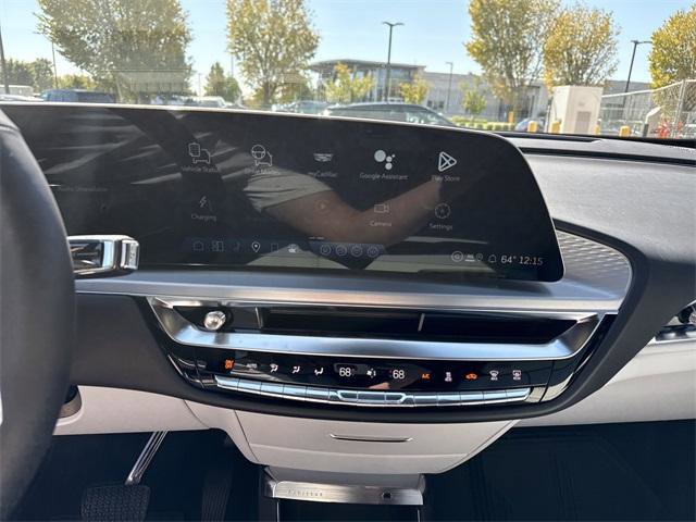New 2026 Cadillac Lyriq Premium Luxury image 15