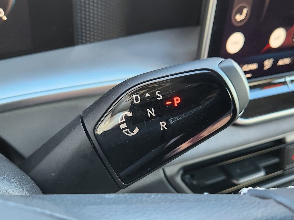 New 2026 Volkswagen Tiguan SE image 15