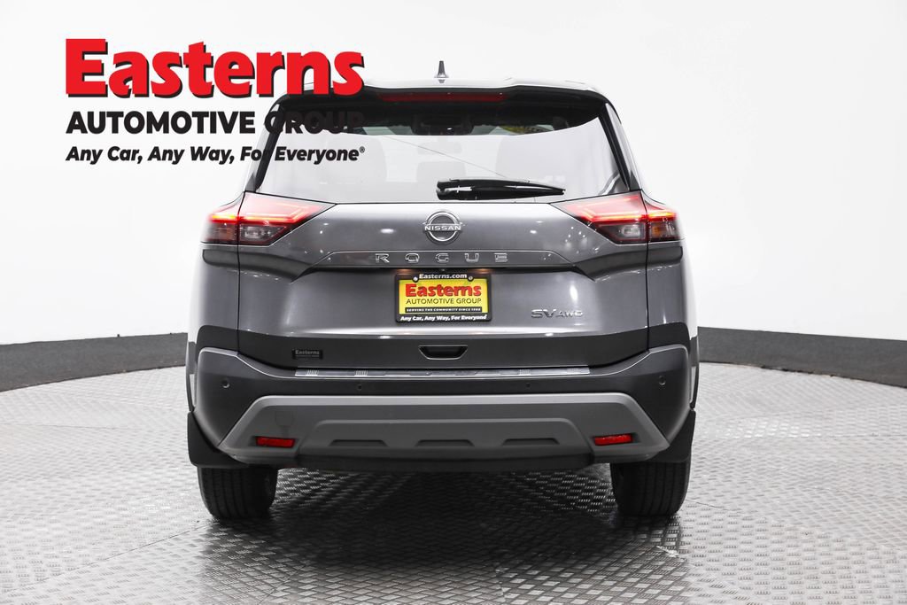Used 2022 Nissan Rogue SV image 6