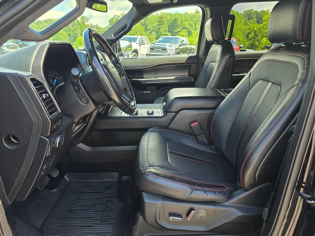 Used 2019 Ford Expedition Limited w/ Equipment Group 303A AWD/4WD image 4
