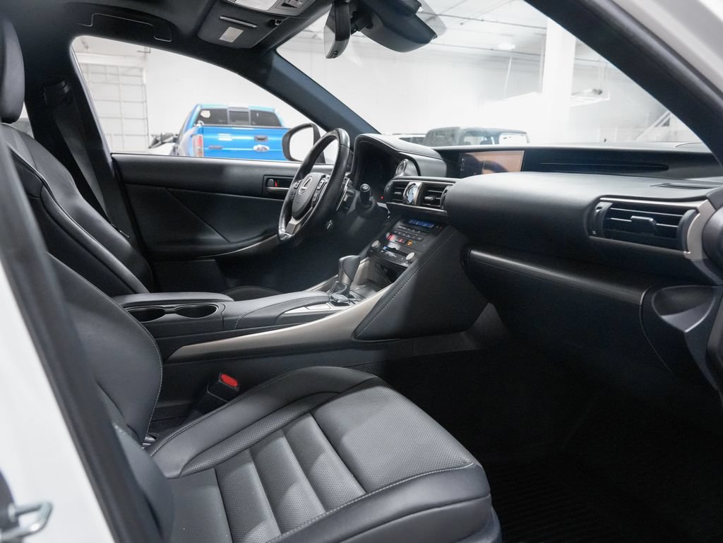 Used 2018 Lexus IS 350 F Sport RWD image 25