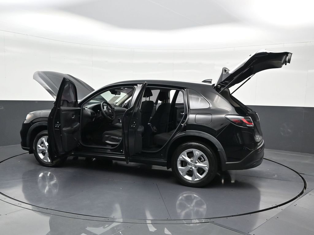 Used 2023 Honda HR-V LX image 34