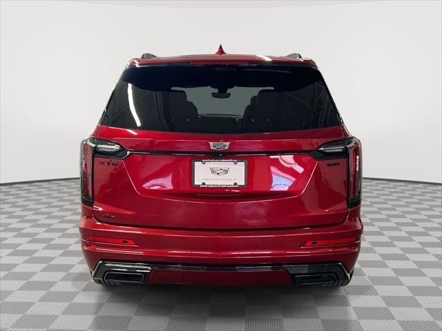 Used 2023 Cadillac XT6 Sport w/ LPO, ONYX Package image 6