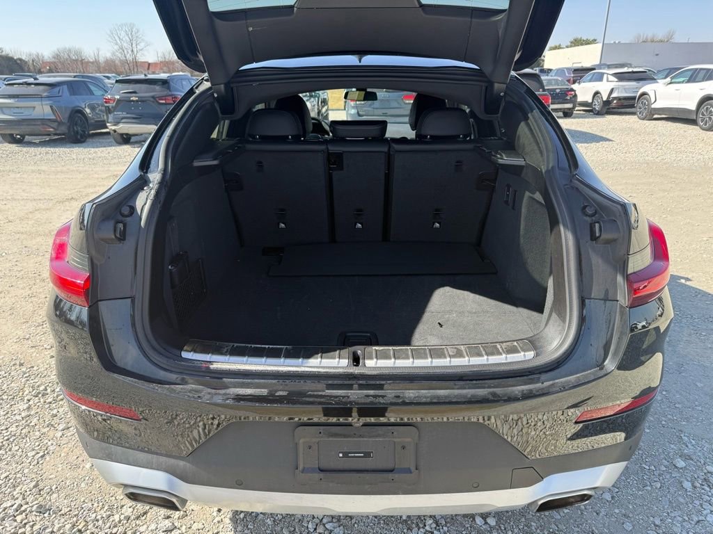 Used 2025 BMW X4 xDrive30i image 13