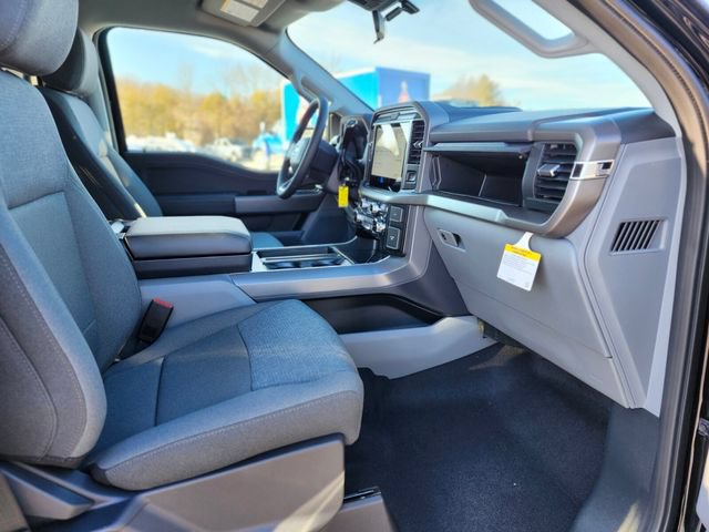 New 2026 Ford F150 XLT w/ XLT Chrome Appearance Package AWD/4WD image 11