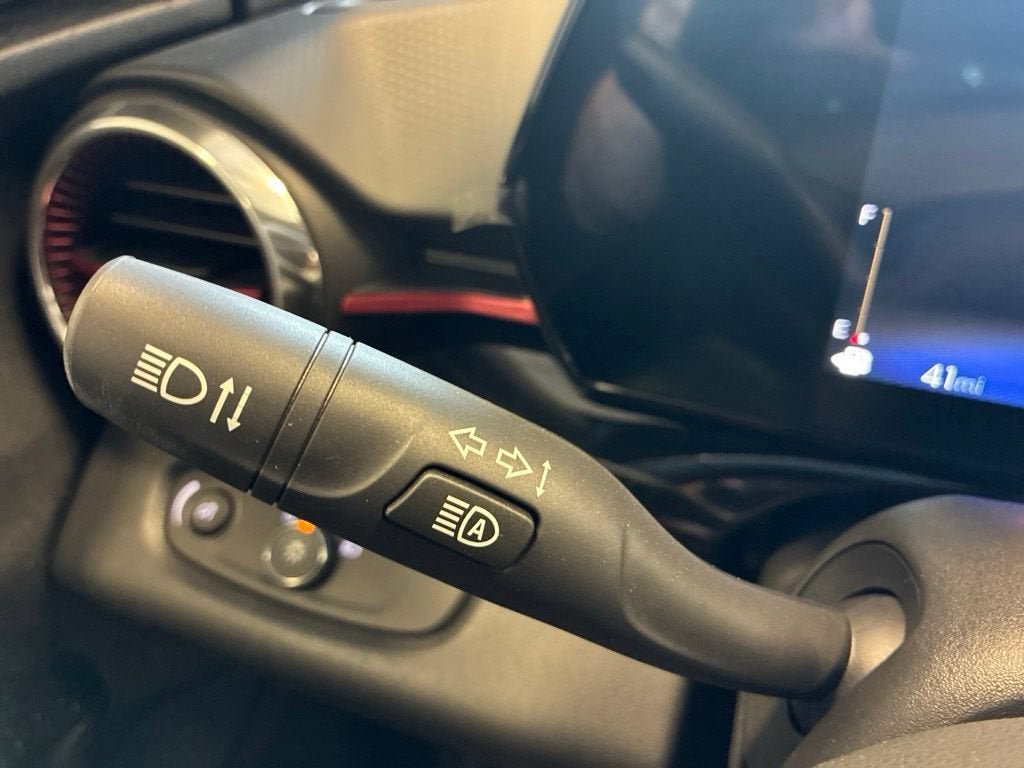 New 2026 Chevrolet Trax RS w/ Driver Confidence Package FWD image 16