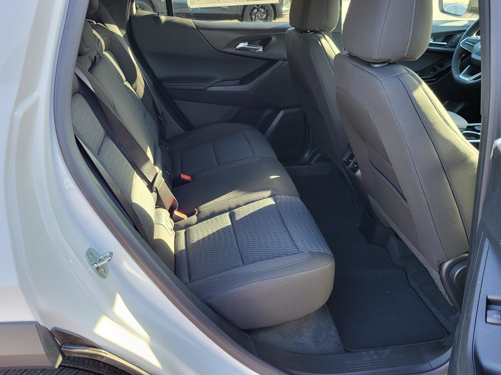 New 2026 Chevrolet Equinox LT w/ Safety and Technology Package FWD image 11