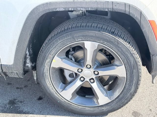 New 2026 Jeep Grand Cherokee Limited w/ Luxury Tech Group II AWD/4WD image 11