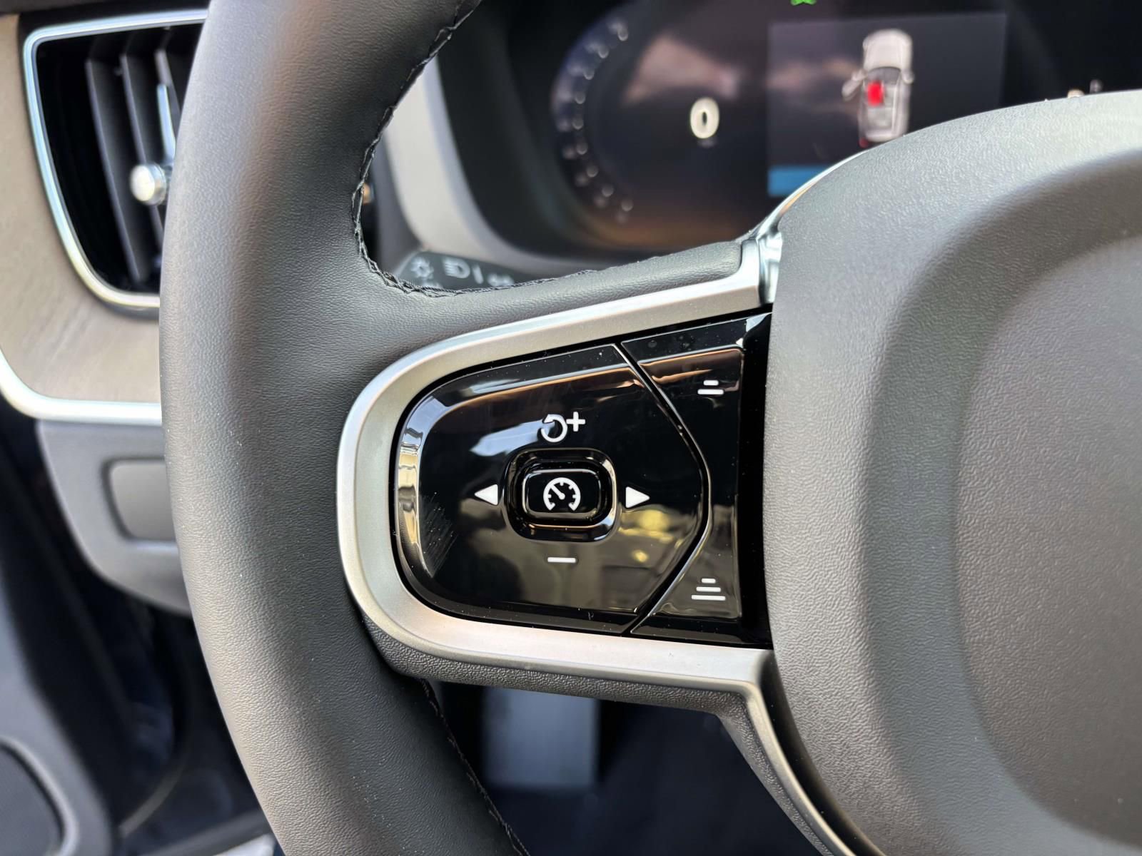 New 2026 Volvo XC60 B5 Plus w/ Protection Package Premier AWD/4WD image 16