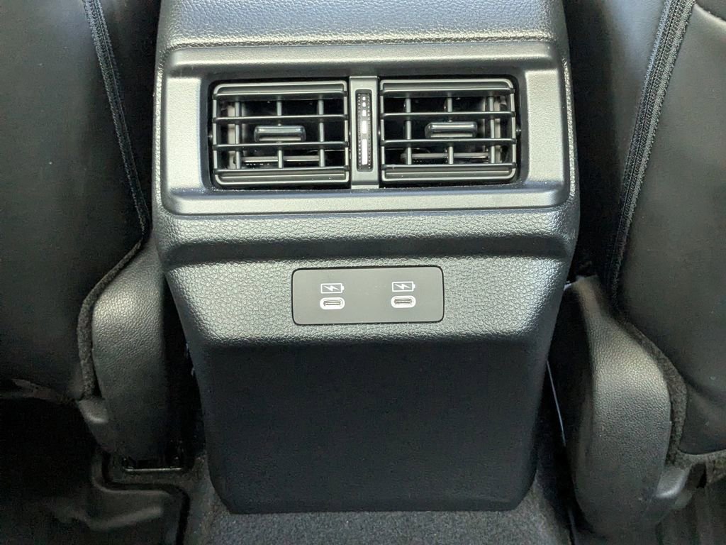 Used 2023 Honda Accord Touring image 17