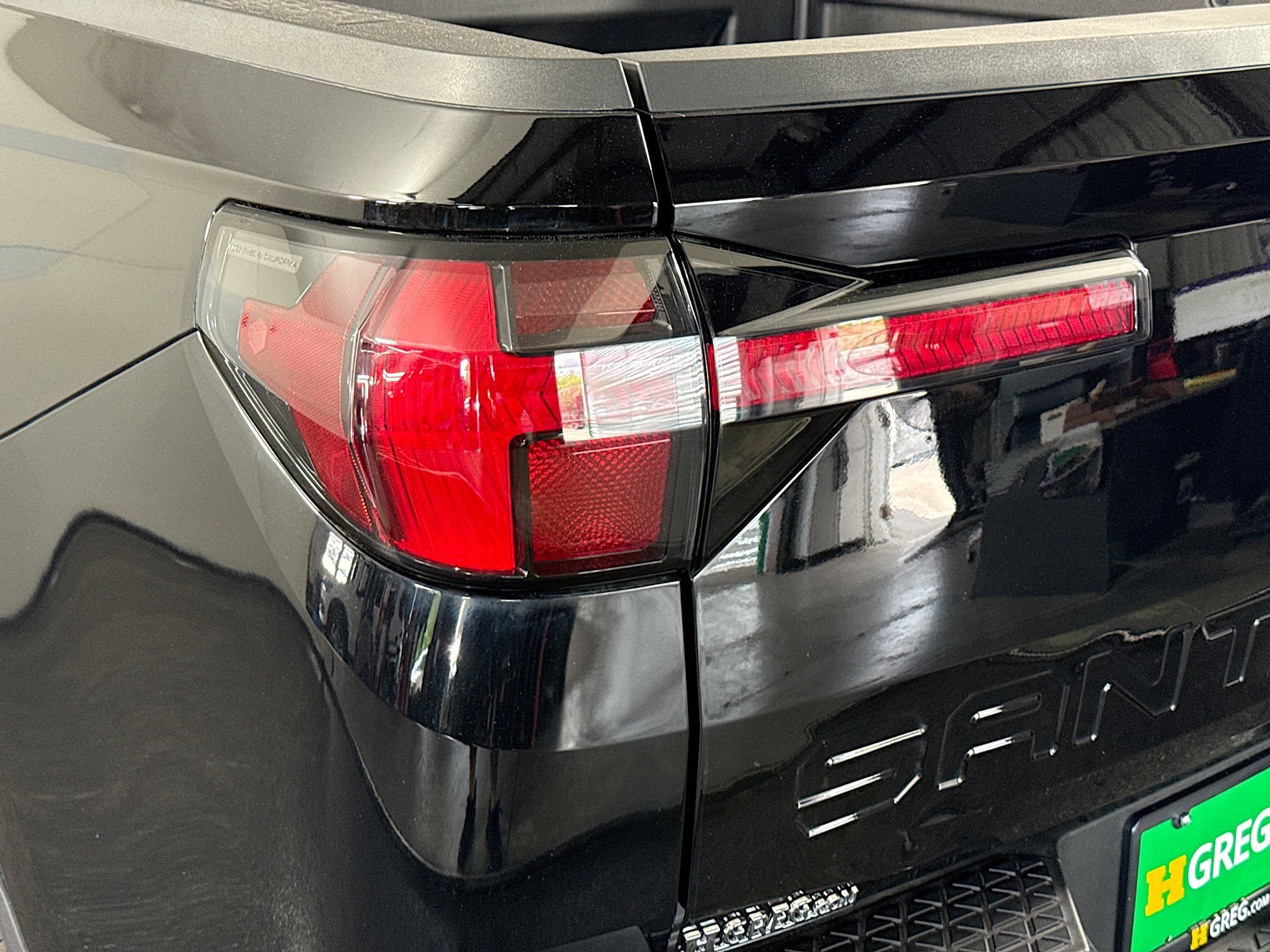 Used 2025 Hyundai Santa Cruz SE image 36