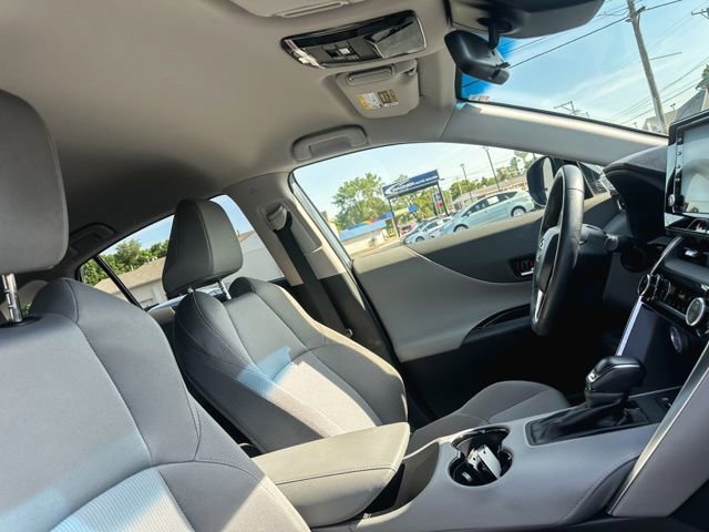 Used 2021 Toyota Venza LE AWD/4WD image 24