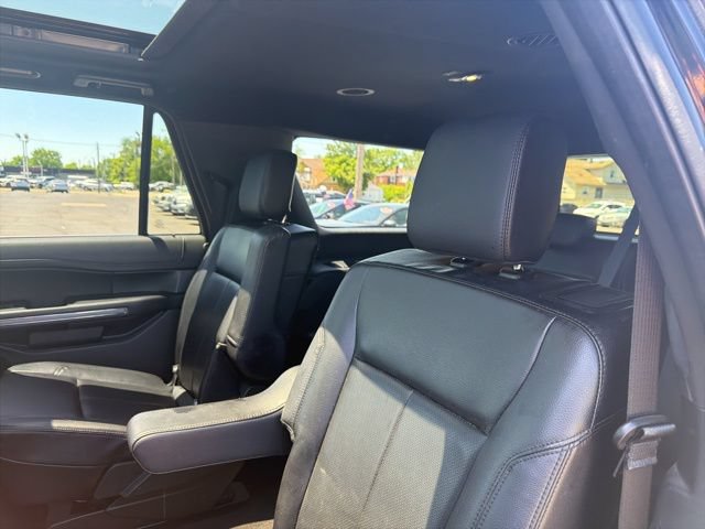 Used 2021 Ford Expedition Max XLT AWD/4WD image 15