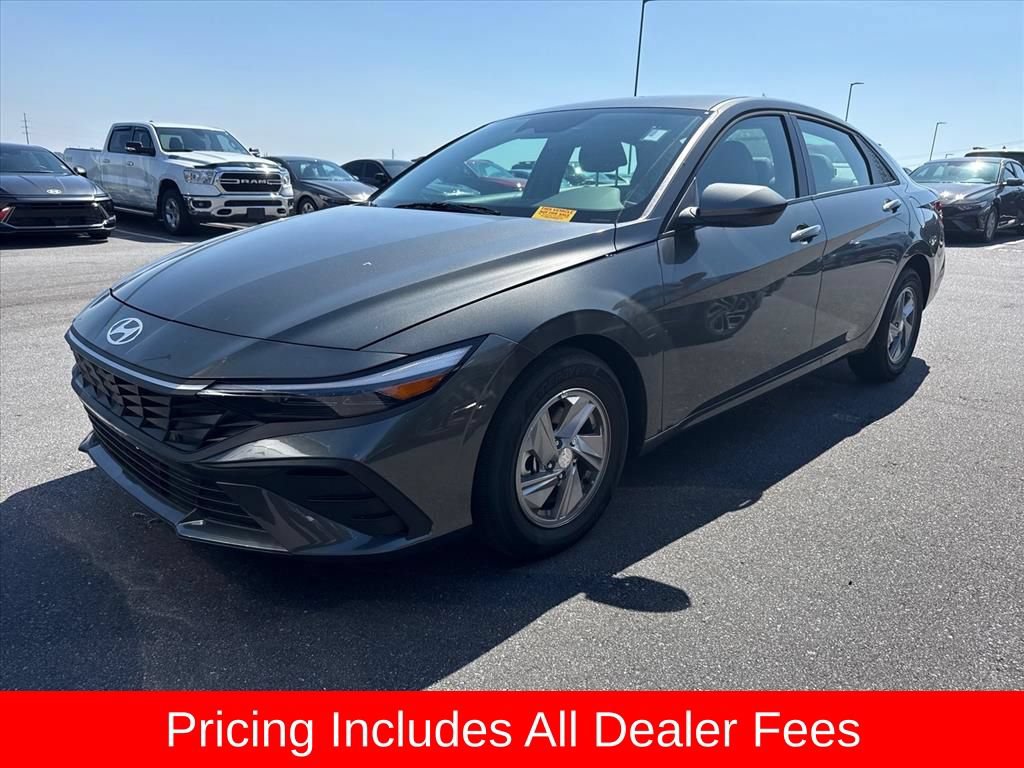 Certified 2026 Hyundai Elantra SE FWD image 10