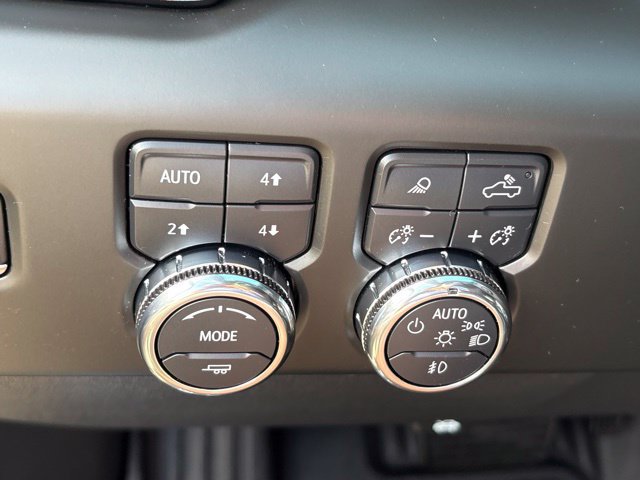 Used 2025 GMC Sierra 1500 AT4X AWD/4WD image 20