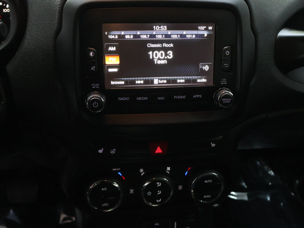 Used 2017 Jeep Renegade Limited FWD image 23