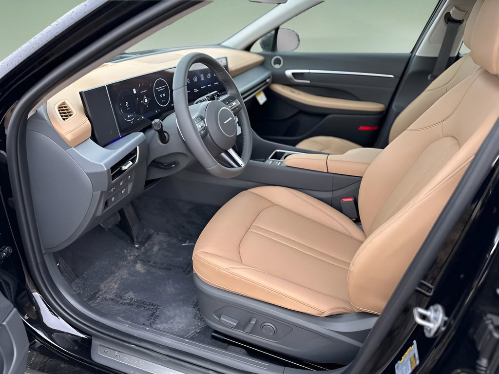 New 2025 Hyundai Sonata Limited image 21