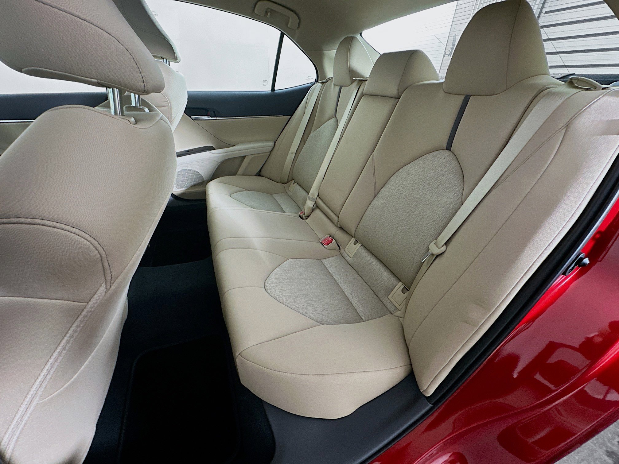 Used 2023 Toyota Camry LE image 26