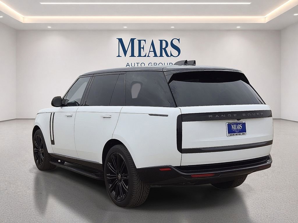 Used 2024 Land Rover Range Rover Long Wheelbase Autobiography AWD/4WD image 3