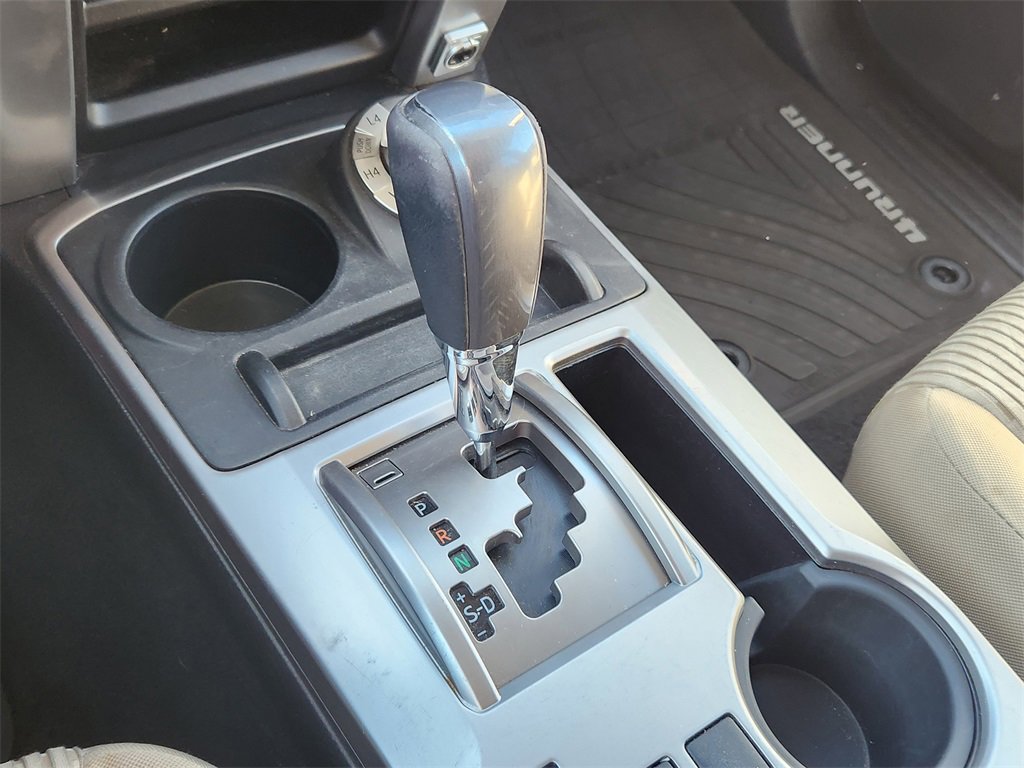 Used 2016 Toyota 4Runner SR5 image 23