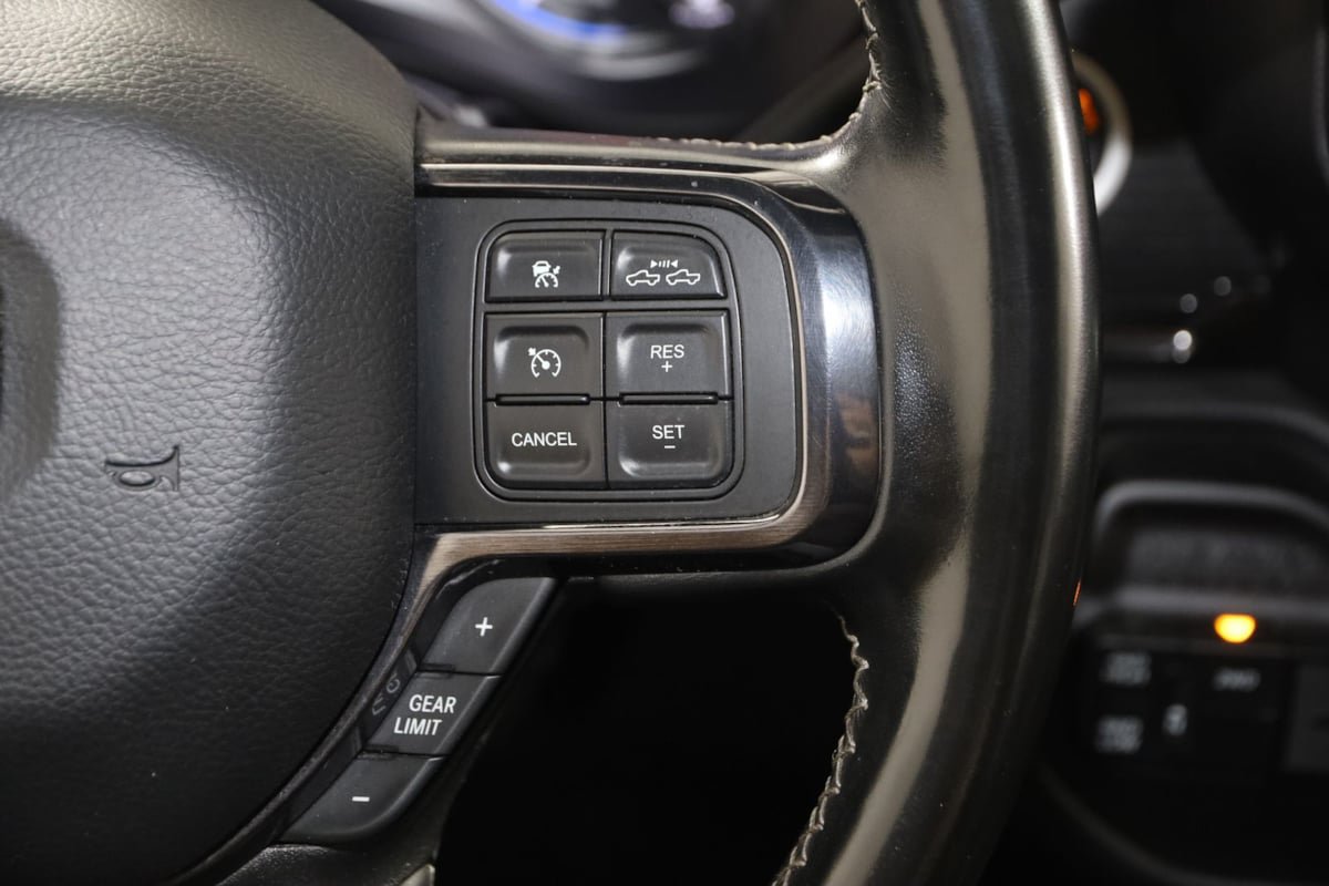 Used 2022 RAM 3500 Limited AWD/4WD image 35