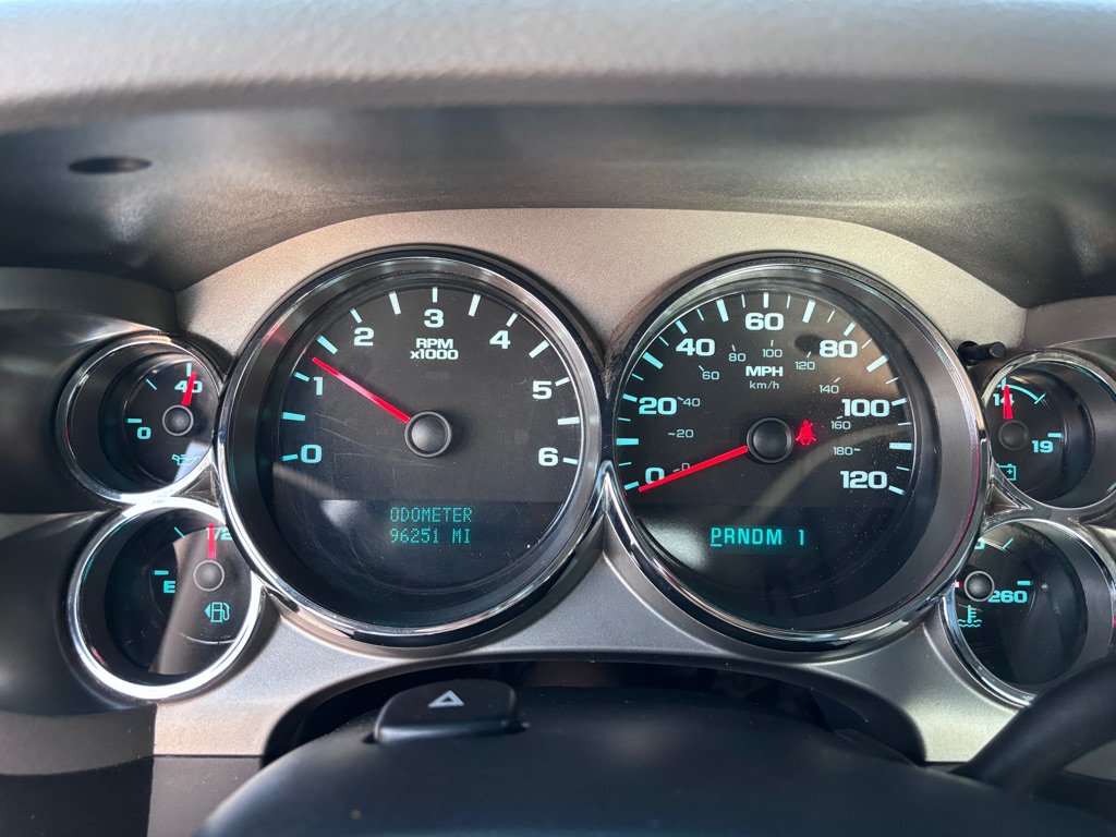 Used 2014 Chevrolet Silverado 2500 W/T w/ Snow Plow Prep Package AWD/4WD image 13