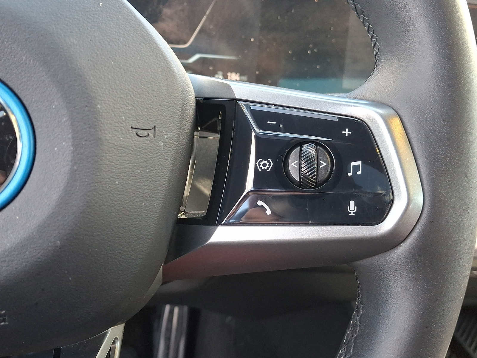 Used 2024 BMW i5 eDrive40i w/ M Sport Package RWD image 23