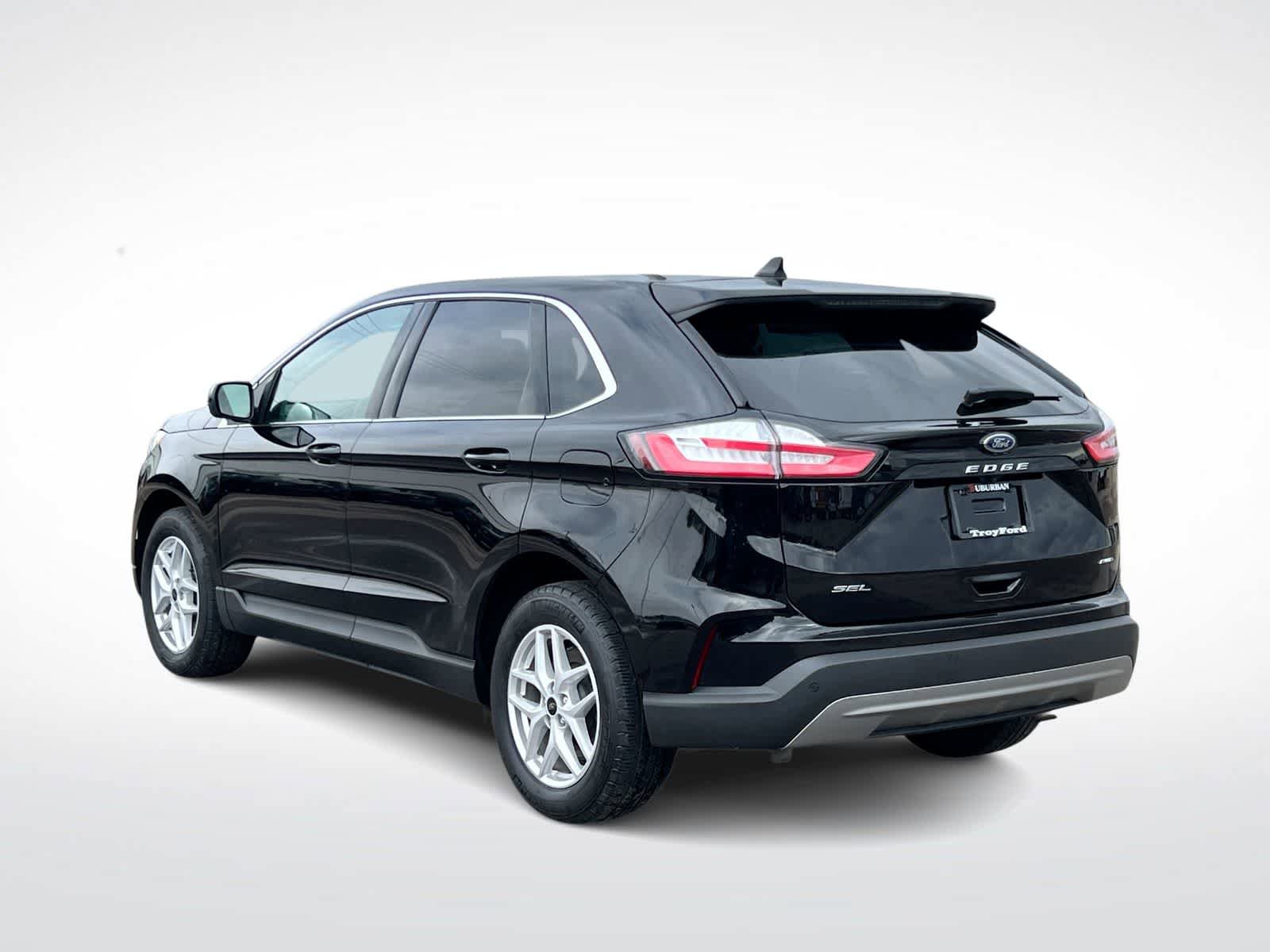 Used 2023 Ford Edge SEL w/ Convenience Package image 6