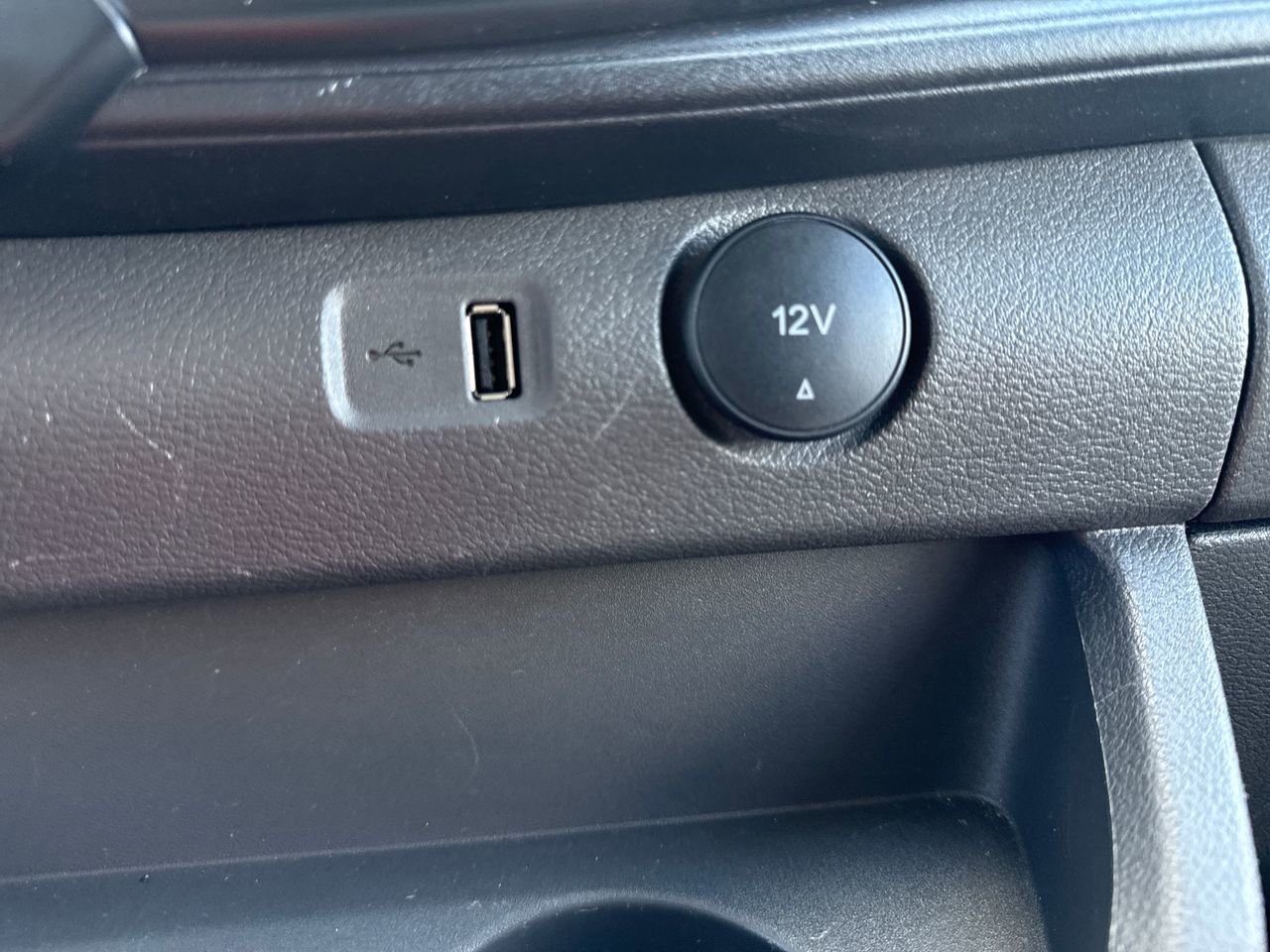 Used 2024 Ford Transit 250 Low Roof AWD w/ Exterior Upgrade Package image 20