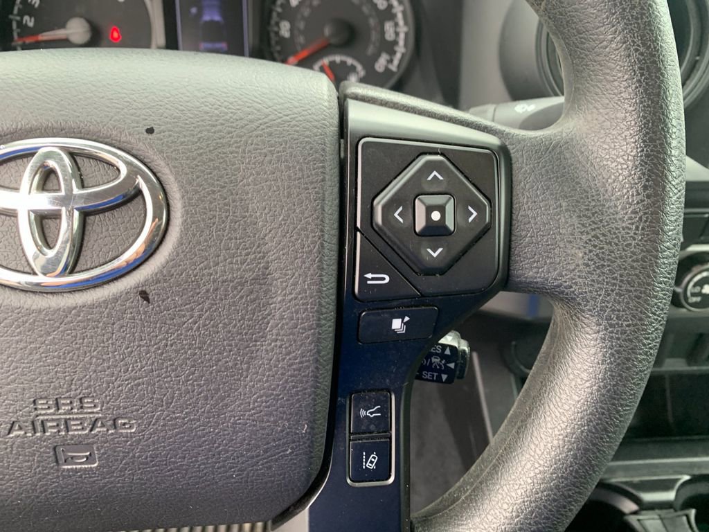 Used 2020 Toyota Tacoma SR image 28