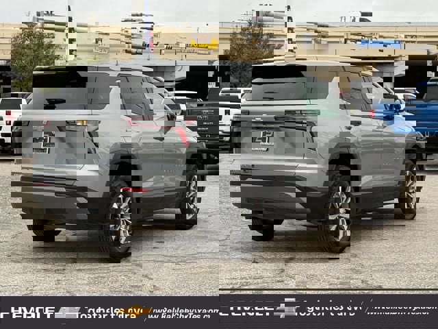 Used 2025 Chevrolet Equinox LT AWD/4WD image 6