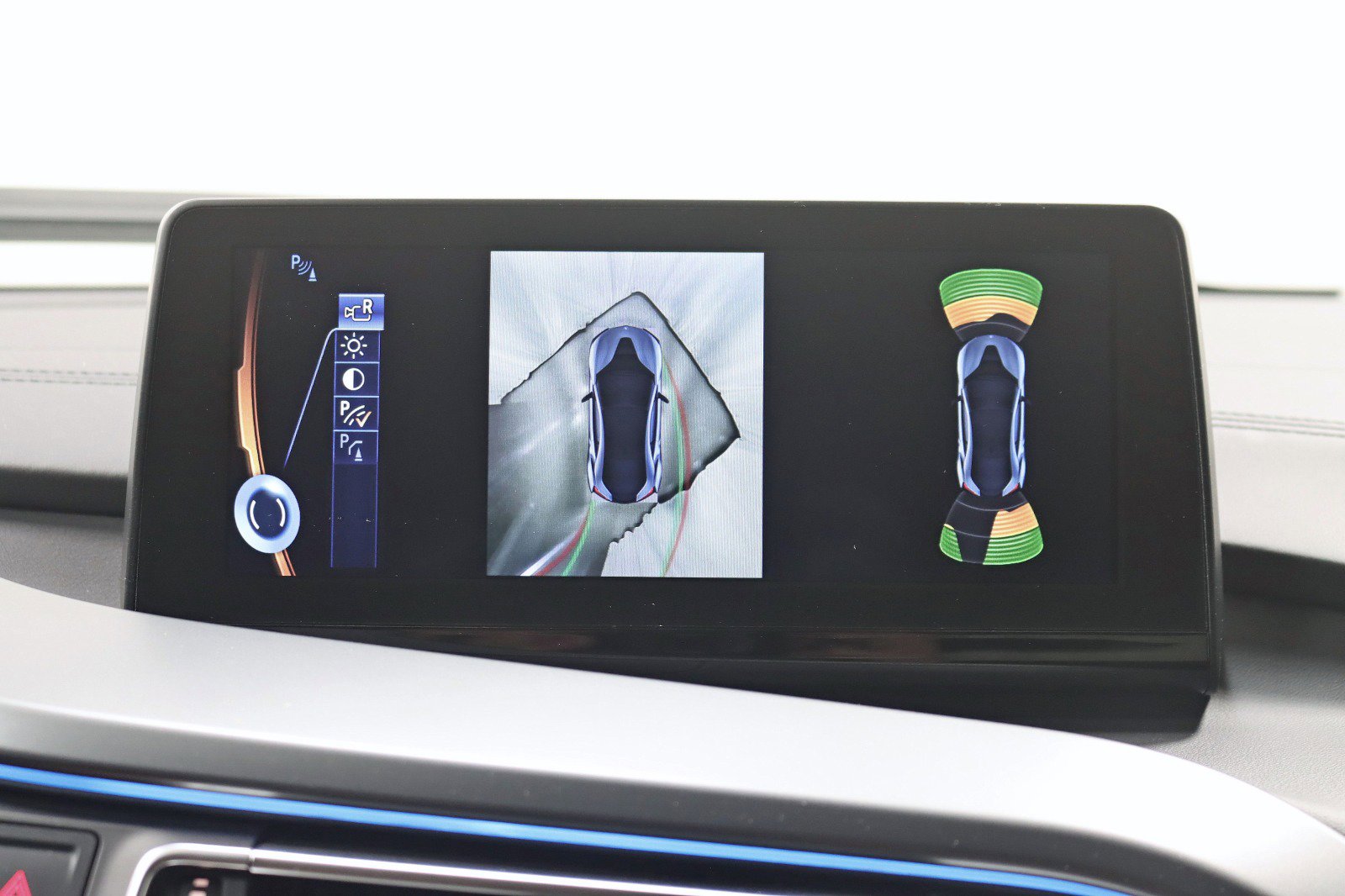 Used 2016 BMW i8 image 21