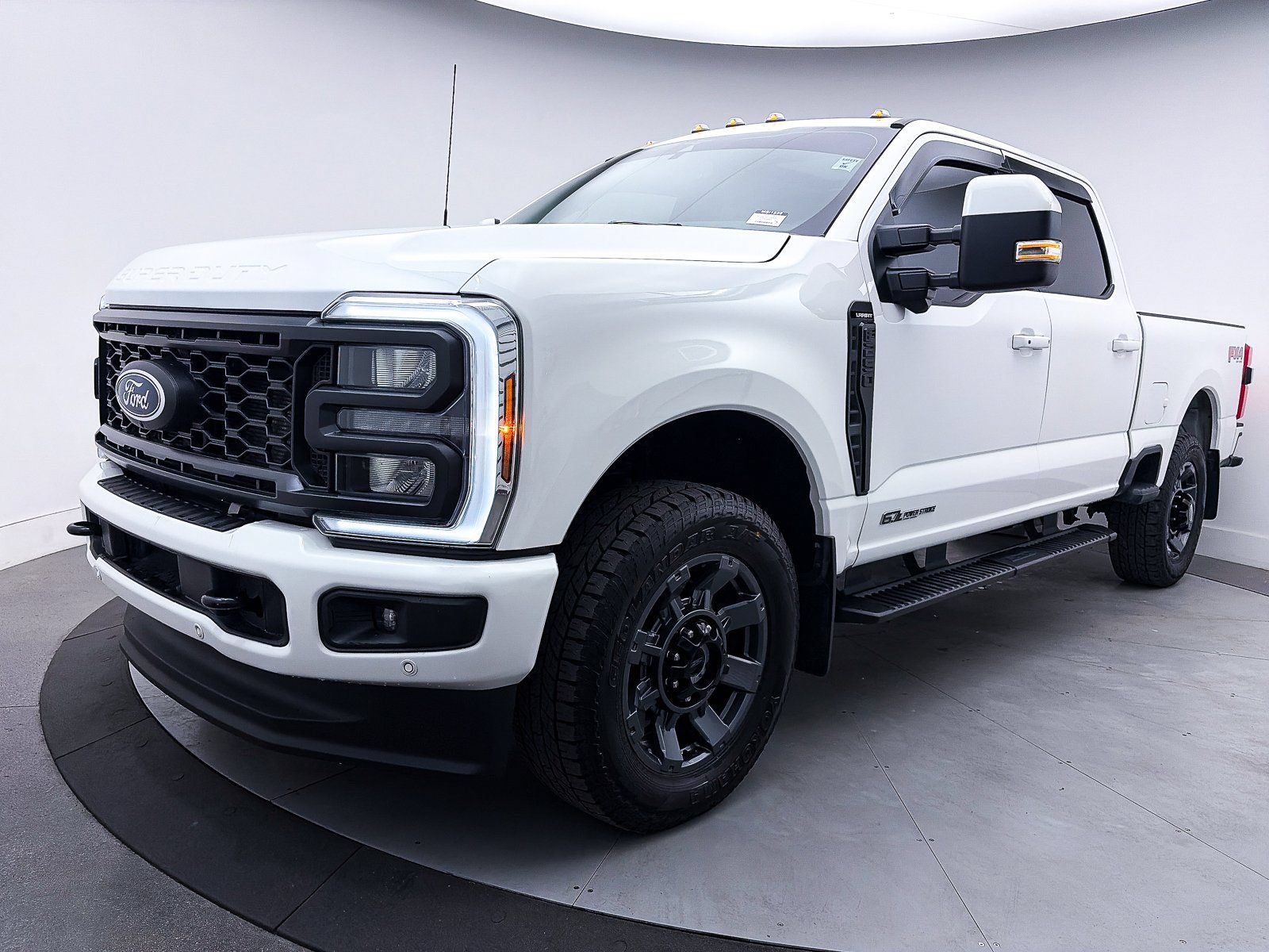 Used 2023 Ford F250 Lariat w/ Lariat Ultimate Package AWD/4WD image 27